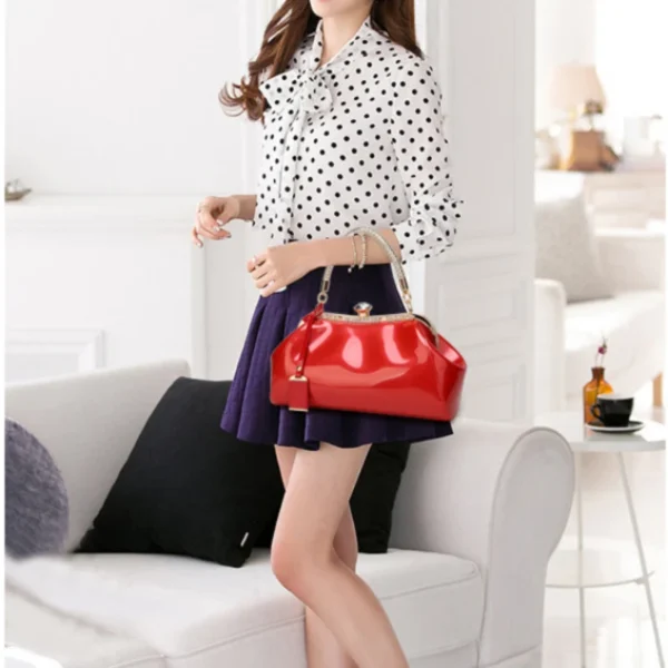 Ladies Leather Bright Shoulder Diagonal Straddle Bag - Image 2